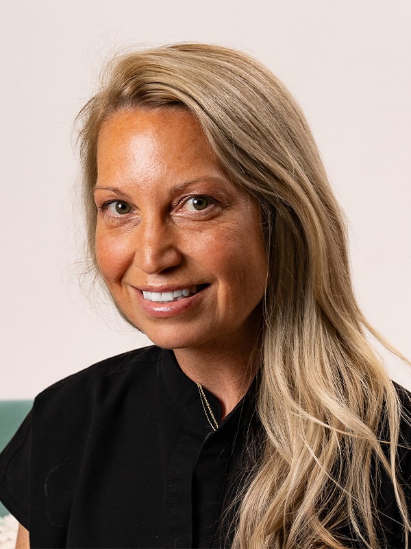 Laura, assistant